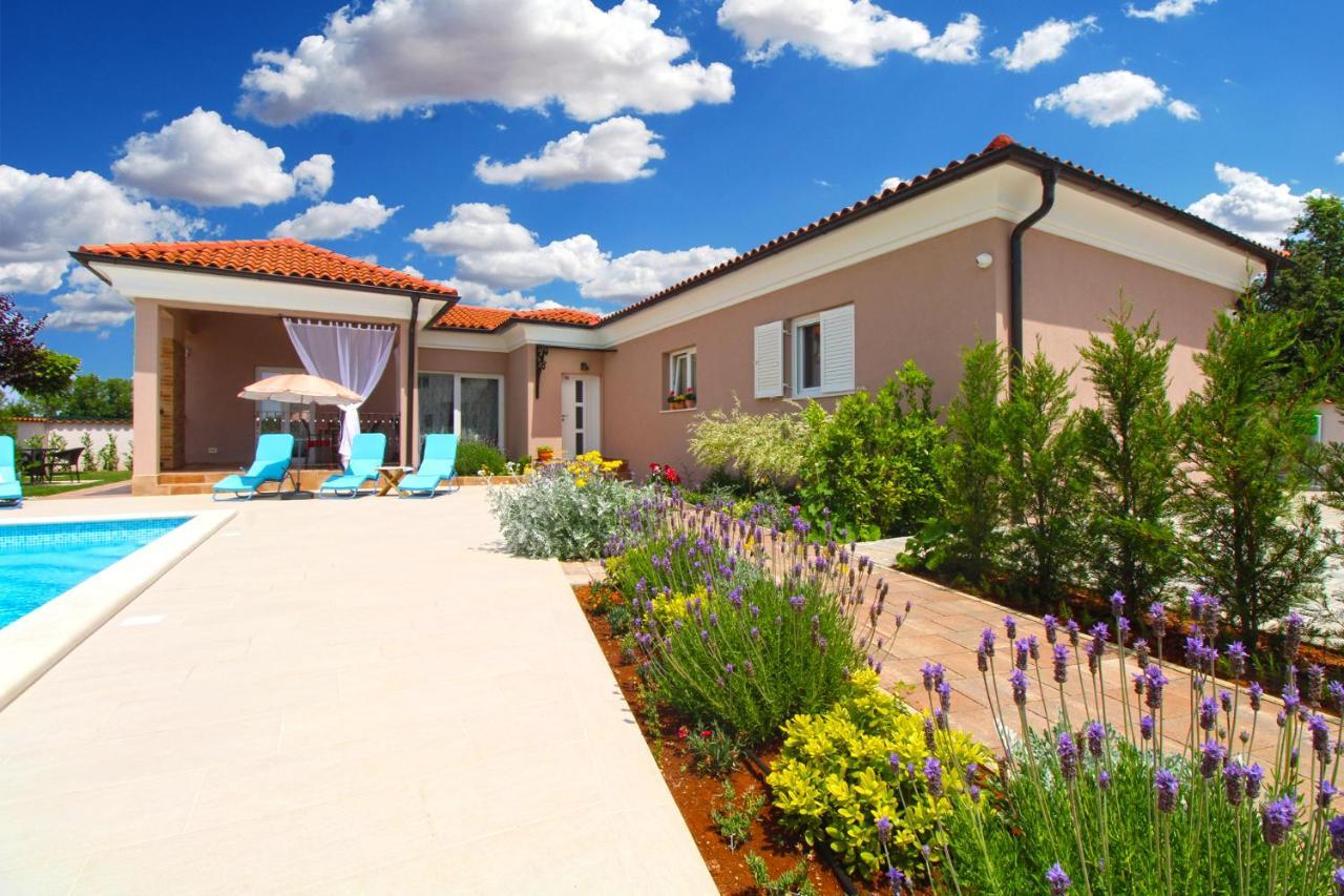 Villa Olgica 2269 Pula Exterior foto